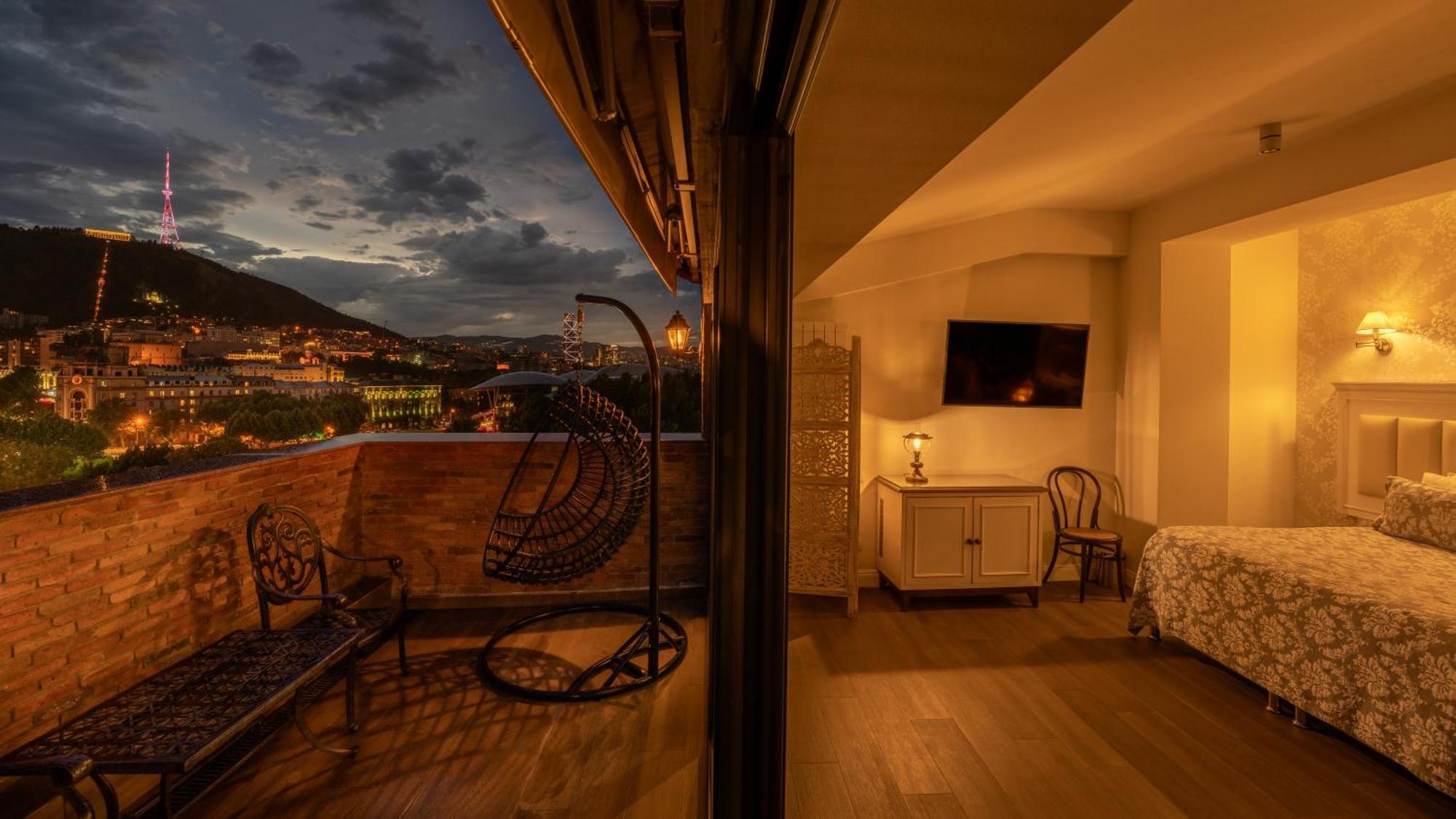 Hotel Passport Tbilisi Exterior photo